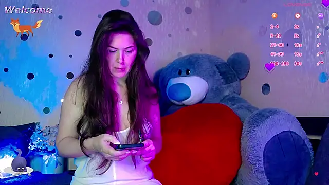 Snapshot of GENTLY--EVIL chatting on November 4, 2025, 6:33 pm GENTLY--EVIL online show from November 4, 2025, 6:33 pm