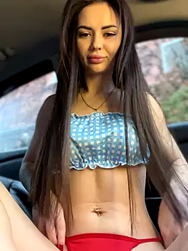 PrincessaHill  online show from November 19, 2025, 8:36 am