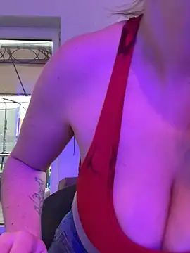 newMichelle online show from November 10, 2025, 7:13 am