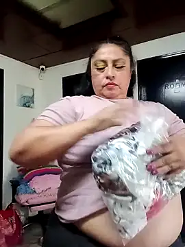 Snapshot of Keyla01_ chatting on April 8, 2026, 6:09 pm Keyla01 online show from April 8, 2026, 6:09 pm