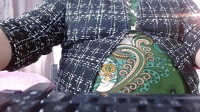 Keyla01  online show from February 16, 2026, 5:00 pm