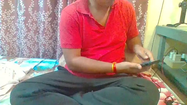 Nikki Nikku online show from December 5, 2024, 3:33 pm