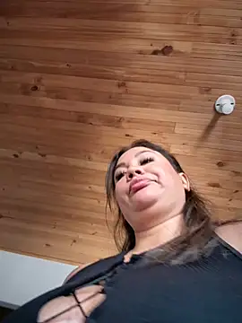 ValeryGrey online show from April 8, 2026, 7:59 pm