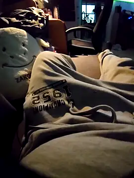 anonymus9006 online show from March 11, 2025, 4:40 pm