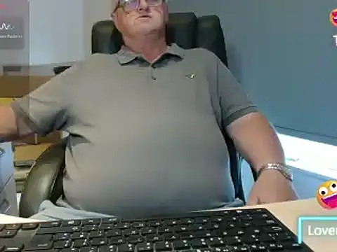 Snapshot of bigbadjon69 chatting on June 1, 2026, 3:33 pm bigbadjon69 online show from June 1, 2026, 3:33 pm