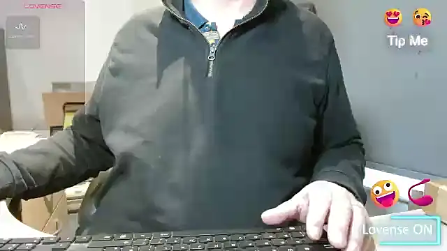 bigbadjon69 online show from February 13, 2025, 3:14 pm