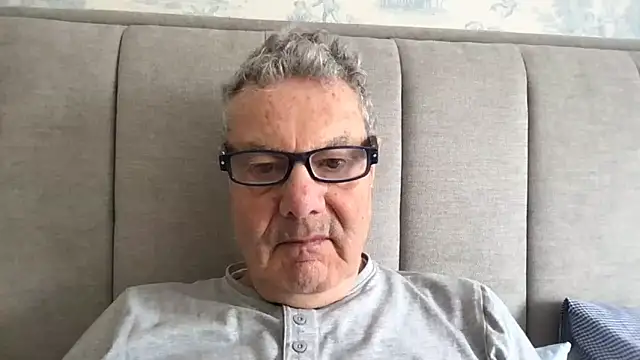 Snapshot of Oldpistolpete chatting on March 27, 2026, 10:05 am Oldpistolpete online show from March 27, 2026, 10:05 am