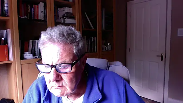 Snapshot of Oldpistolpete chatting on May 13, 2026, 4:36 pm Oldpistolpete online show from May 13, 2026, 4:36 pm
