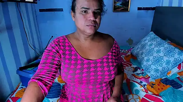 Snapshot of luciana_osorno chatting on February 11, 2025, 10:50 pm luciana osorno online show from February 11, 2025, 10:50 pm