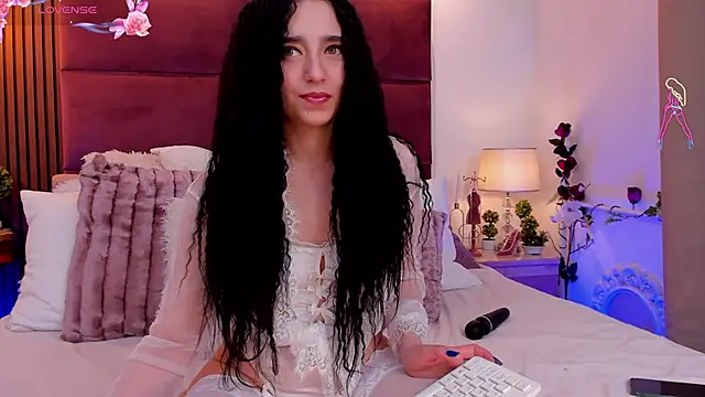 Snapshot of VanessaAngel chatting on April 30, 2026, 6:09 am VanessaAngel online show from April 30, 2026, 6:09 am