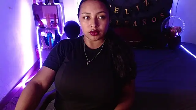 tatiana wd online show from March 19, 2026, 3:17 am