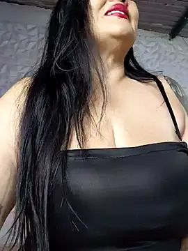 kittyhotass1 online show from December 3, 2025, 10:47 am