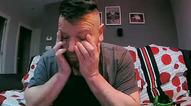 Snapshot of txan9876 chatting on January 13, 2025, 1:45 am txan9876 online show from January 13, 2025, 1:45 am