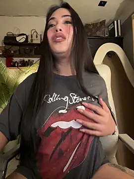 BigDominaMia online show from March 10, 2026, 6:56 pm