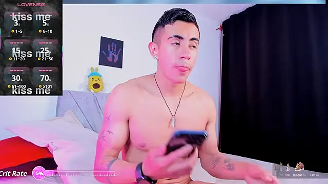 Snapshot of Andy_naughty1 chatting on October 22, 2025, 11:03 pm Andy naughty1 online show from October 22, 2025, 11:03 pm