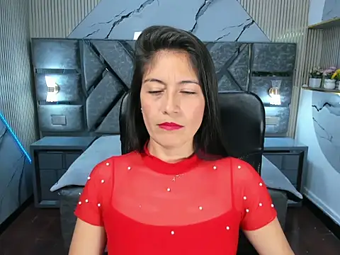 Snapshot of AnnyMilet_ chatting on August 3, 2026, 1:39 pm AnnyMilet online show from August 3, 2026, 1:39 pm