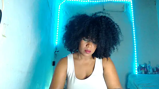 Snapshot of cherry_cleou chatting on December 4, 2025, 2:05 pm cherry cleou online show from December 4, 2025, 2:05 pm