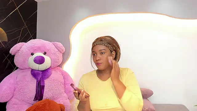 ArianaBlackk online show from June 9, 2026, 12:39 pm