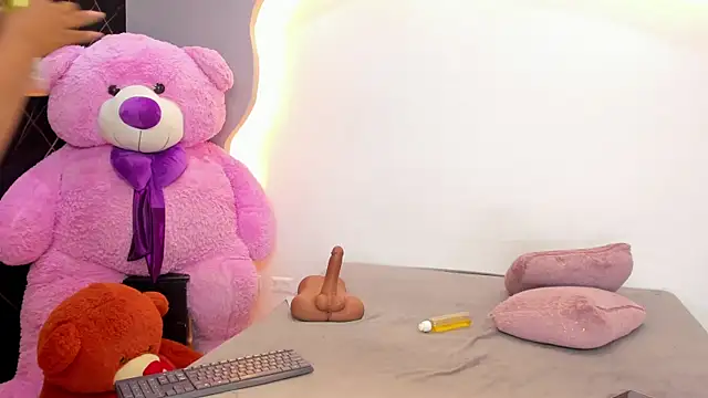 ArianaBlackk online show from June 26, 2026, 12:55 pm