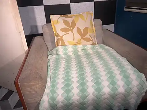 Snapshot of asian-doll chatting on March 18, 2026, 8:32 pm asian-doll online show from March 18, 2026, 8:32 pm