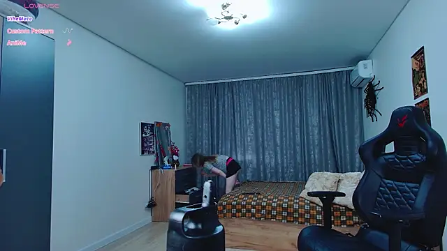  whiteprincess online show from October 29, 2025, 8:13 am