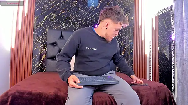 keane lee online show from September 26, 2025, 12:23 pm