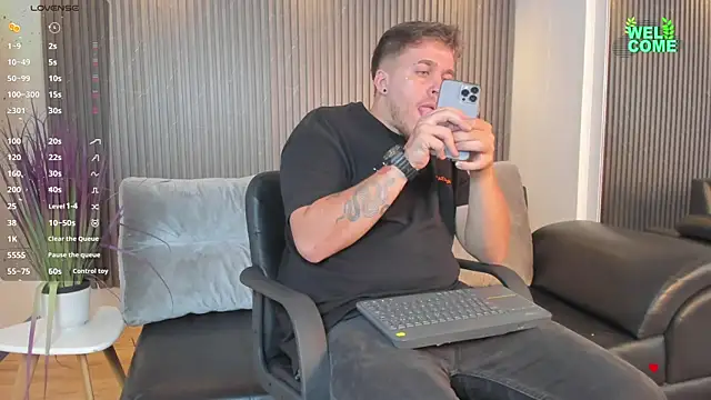 keane lee online show from December 4, 2024, 7:50 pm