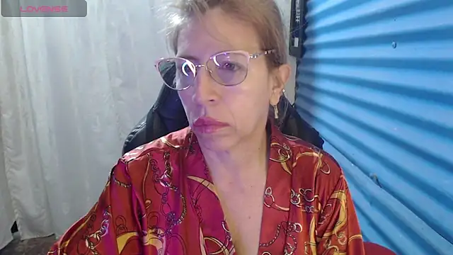 Snapshot of Chayla_Ruiz chatting on March 28, 2026, 9:54 am Chayla Ruiz online show from March 28, 2026, 9:54 am