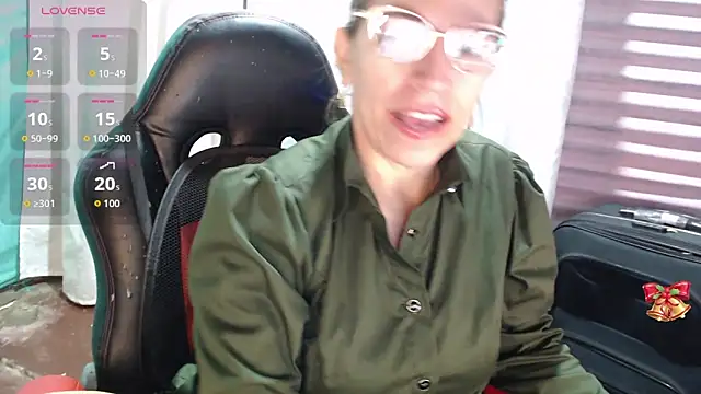 Chayla Ruiz online show from February 16, 2026, 12:59 pm