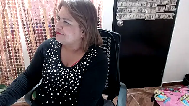 Snapshot of NAILAH_SANZ chatting on March 1, 2025, 1:53 am NAILAH SANZ online show from March 1, 2025, 1:53 am