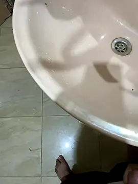 Snapshot of Dedoow chatting on November 9, 2025, 10:14 pm Dedoow online show from November 9, 2025, 10:14 pm