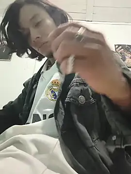 swagbabysk8 online show from April 4, 2026, 3:24 am