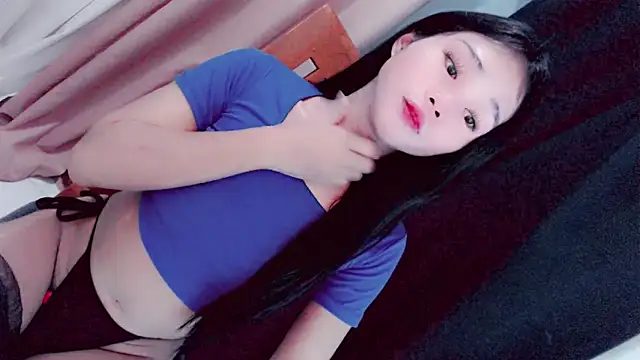 Snapshot of amomentoflust69 chatting on March 9, 2026, 11:58 am amomentoflust69 online show from March 9, 2026, 11:58 am