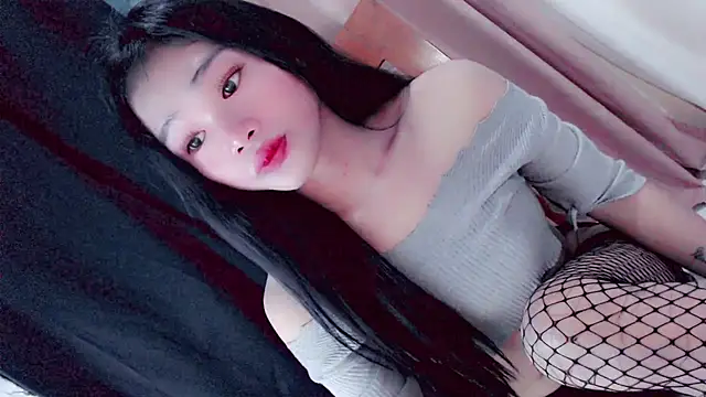 Snapshot of amomentoflust69 chatting on February 28, 2026, 6:02 am amomentoflust69 online show from February 28, 2026, 6:02 am