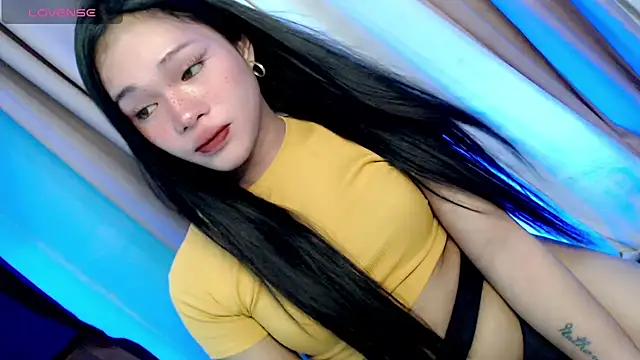 amomentoflust69 online show from July 27, 2026, 1:07 pm