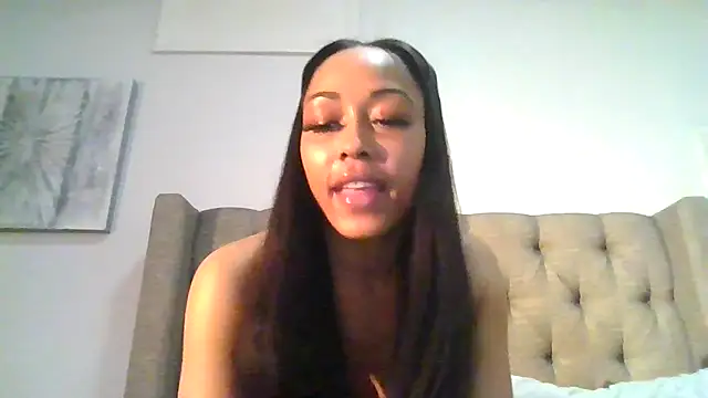 Itschanelhope online show from December 17, 2024, 10:32 pm