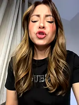 abby1nicolette online show from November 15, 2025, 5:00 am