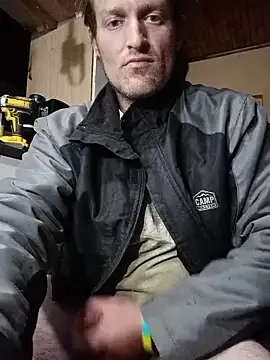 Snapshot of the-billy-blue chatting on June 6, 2026, 11:54 pm the-billy-blue online show from June 6, 2026, 11:54 pm