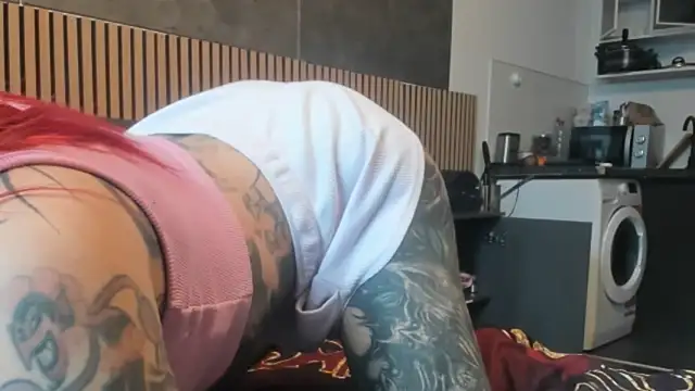 tamarapervert online show from March 30, 2026, 3:02 pm