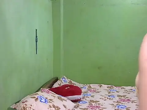 Indian Horny Wife online show from July 2, 2026, 3:23 am