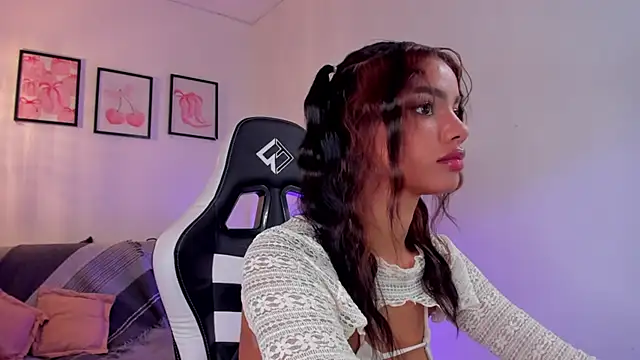 liagirl cute online show from October 4, 2025, 4:36 am