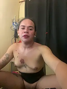 sweetyula online show from April 15, 2026, 1:44 am