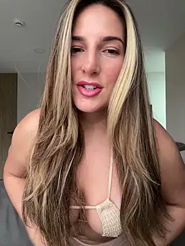 Thescorpionfr online show from March 12, 2026, 3:27 pm