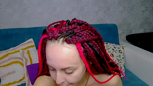 Brilliant Doll online show from March 23, 2026, 1:50 am