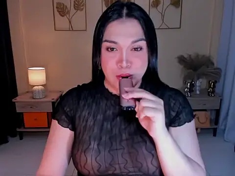 MaxeneCullens online show from January 19, 2026, 2:48 am