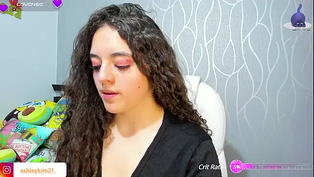 AshleyKim  online show from February 8, 2025, 10:29 pm