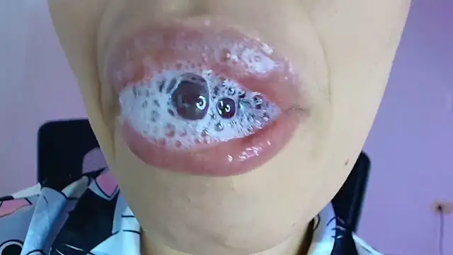 lisbet21x online show from November 3, 2025, 11:14 am