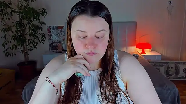 PolinaSalvatore online show from July 31, 2026, 5:21 pm