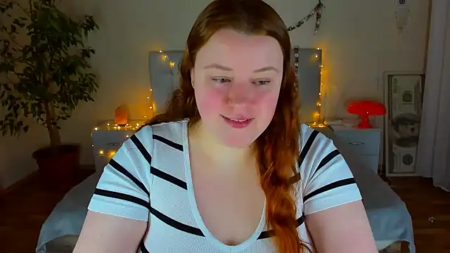 Snapshot of PolinaSalvatore chatting on February 2, 2026, 7:46 pm PolinaSalvatore online show from February 2, 2026, 7:46 pm