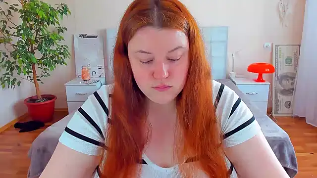 Snapshot of PolinaSalvatore chatting on March 9, 2026, 11:58 am PolinaSalvatore online show from March 9, 2026, 11:58 am